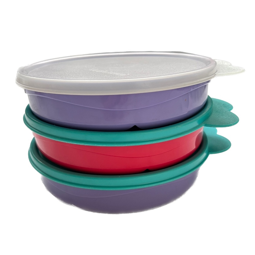 Lot of 3 Tupperware Munch Kids Divided Dish Bowls 2552A with Lids 6" Diameter